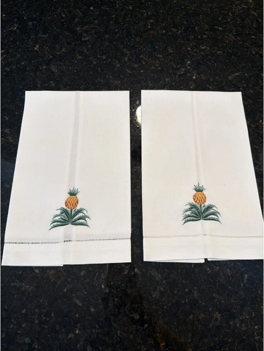 Set Of 2 Pineapple Embroidered Hand Towels 100% Cotton New